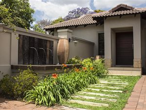 4 Bed House in Bryanston