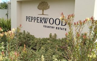 1 Bedroom Apartment in Somerset West Central