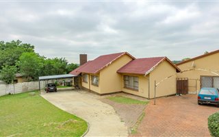 4 Bedroom House in Birchleigh