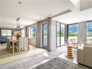 2 Bedroom Apartment in Claremont Upper