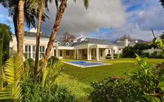 4 Bedroom House in Constantia Upper