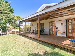 4 Bedroom House in The Island