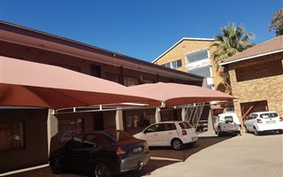 3 Bedroom Flat in Rustenburg Central