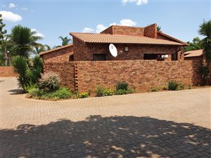 3 Bed House in Theresa Park