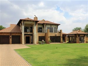 4 Bed House in Grimbeek Park