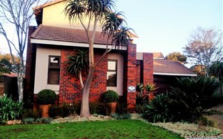 4 Bedroom House in Mooikloof Gardens