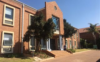 264 m² Office Space in Olivedale