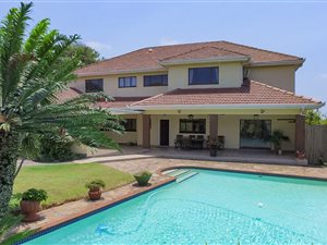 7 Bed House in Athlone Park