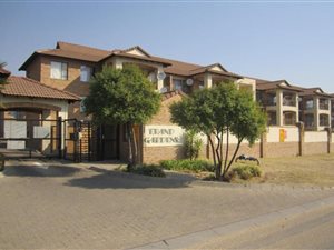 2 Bed Apartment in Midridge Park