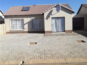 3 Bed House in Amandasig