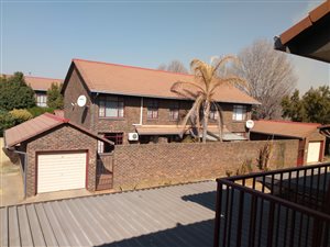 2 Bed Apartment in Erasmus