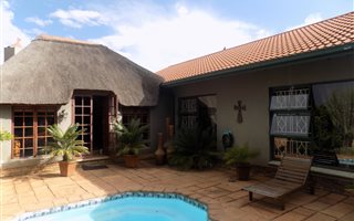 3 Bedroom House in Oberholzer