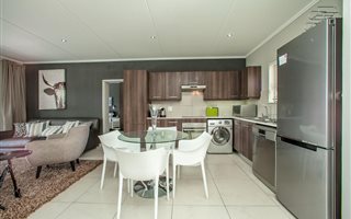 2 Bedroom House in Sandown