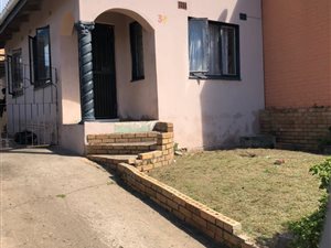 2 Bed House in Merebank East
