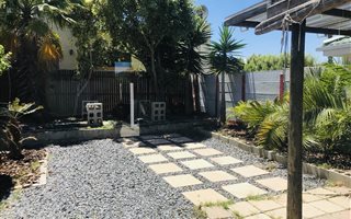 2 Bedroom Townhouse in Tableview