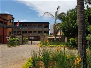 2 Bedroom Apartment in Florauna