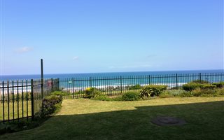 3 Bedroom Apartment in Illovo Beach