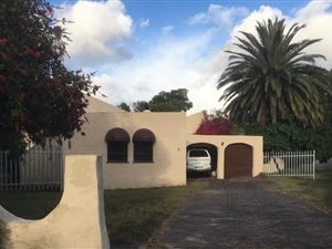 1 Bed Garden Cottage in Durbanville Central