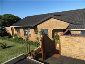3 Bed Simplex in Athlone Park