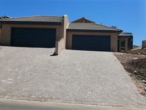 3 Bed House in Seemeeu Park
