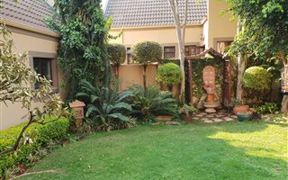 3 Bedroom Duplex in Boardwalk Meander