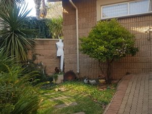 2 Bed Townhouse in Florida Hills
