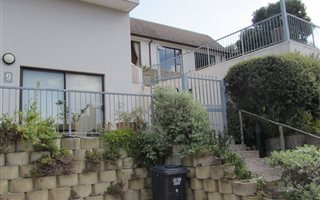 3 Bedroom House in Hout Bay and surrounds
