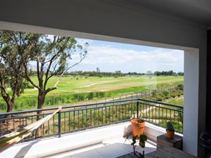 2 Bed Apartment in Somerset West Central