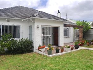 3 Bedroom House in Plumstead
