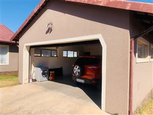 3 Bed House in Krugersdorp Central