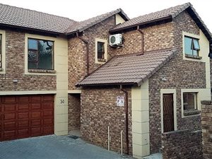 3 Bed Cluster in Meyersdal
