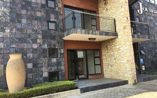 278 m² Commercial space in Carlswald Estate