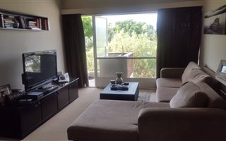 2 Bedroom Flat in Glenhazel
