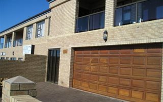 500 m² Commercial space in Wavecrest