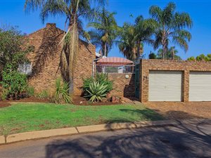 3 Bed House in Karen Park