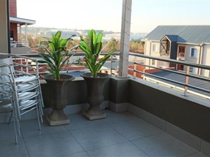 2 Bed Cluster in Golden Fields Estate