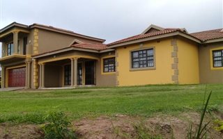 5 Bedroom House in Amanzimtoti