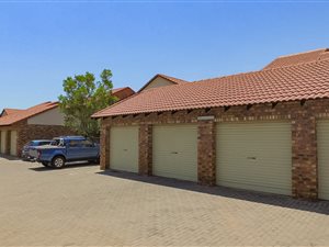 2 Bed Townhouse in Theresa Park