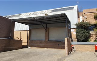 2330 m² Industrial space in Eastgate