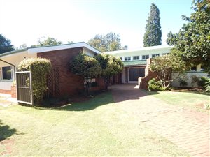 4 Bed House in Monument