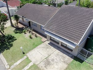 4 Bedroom House in Beacon Bay