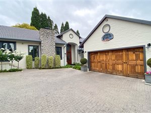 4 Bed House in Sandown