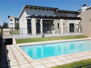 2 Bedroom Apartment in Dainfern