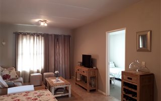 2 Bedroom Apartment in Klein Welgevonden