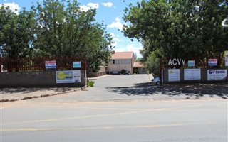 5400 m² Commercial space in Albertynshof