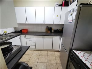 2 Bed Apartment in Impala Park