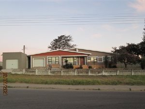 3 Bed House in Despatch