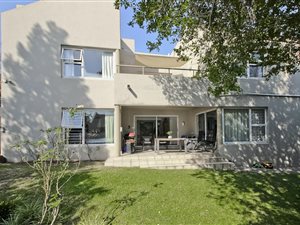 3 Bed House in Douglasdale