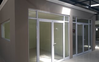 22.7999992370605 m² Office Space in Mossel Bay Central
