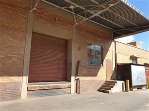 3042 m² Industrial space in Robertsham